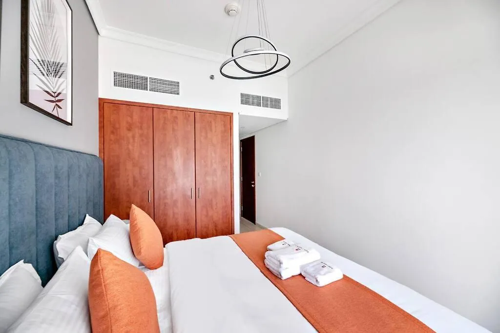 Stonetree - 1Br Apartment With Lake View Dubai